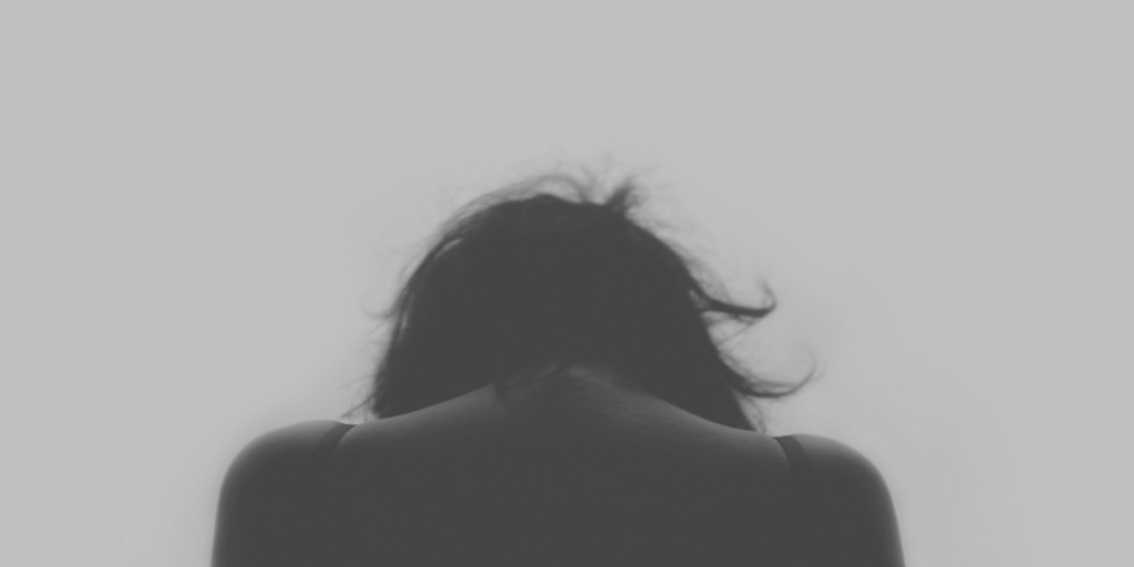 Cerca de 800 000 personas se suicidan cada año