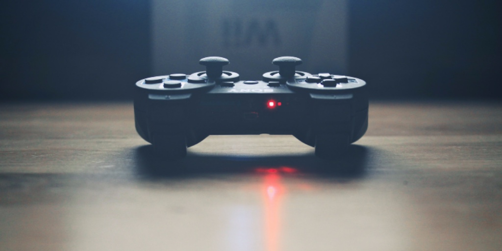 ¿Qué es el «crunch» y cómo afecta a la salud de los trabajadores del sector de los videojuegos?